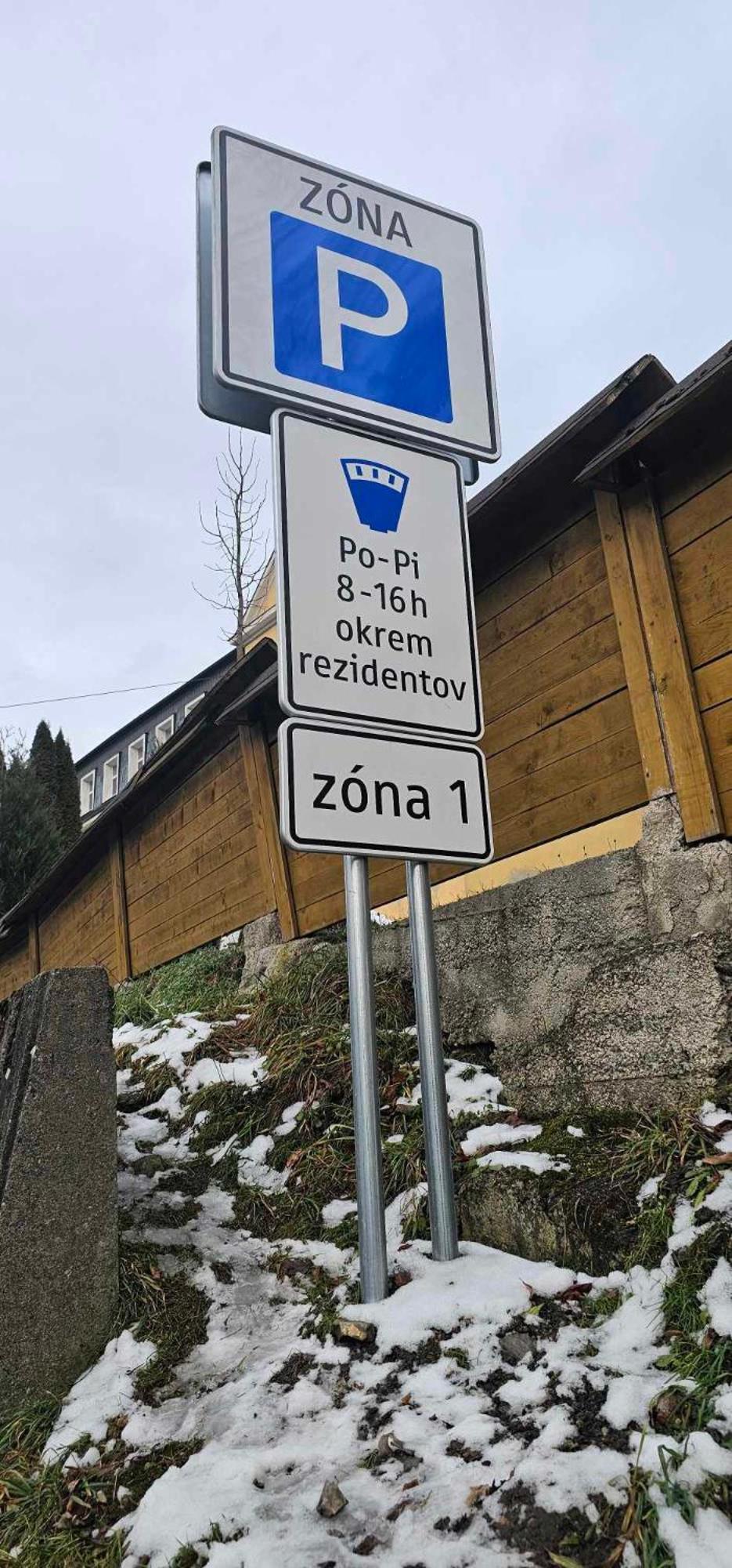 Penzion Zuzana 루좀베로크 외부 사진